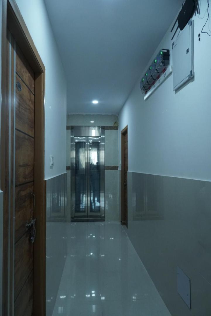 Cosmic Hotel & Guest House Gachibowli Raidurg 海得拉巴 外观 照片